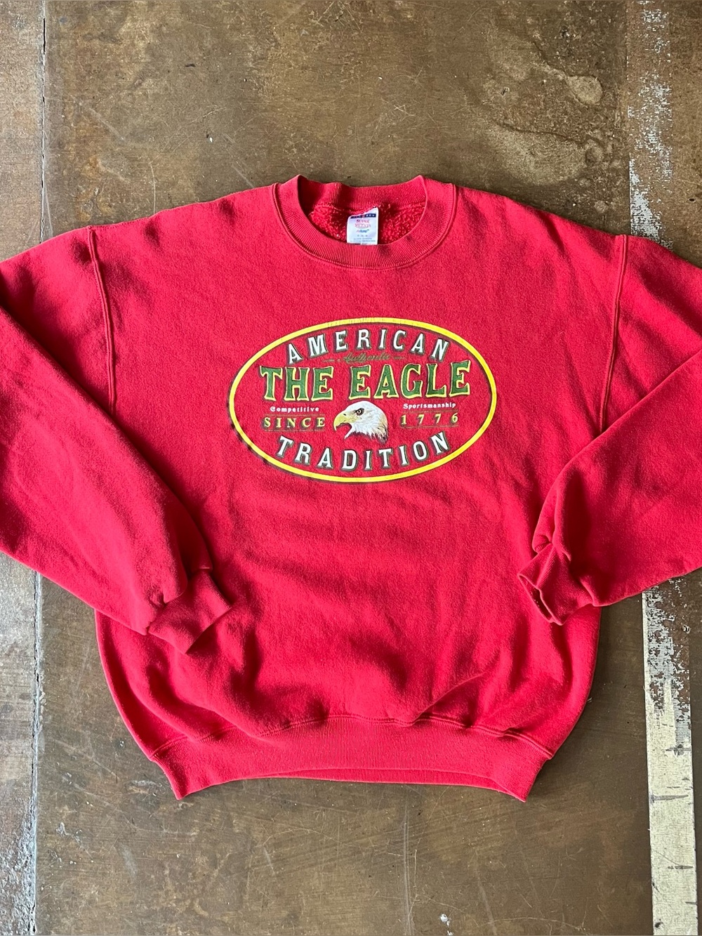 Vintage American Tradition The Eagle Red Fleece Crewneck Sweatshirt Nature M